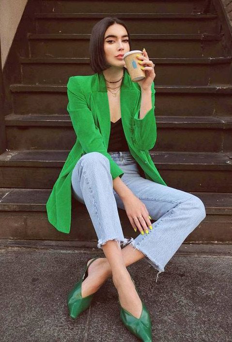 Смелый образ с зеленым пиджаком. Разбор модных образов - ваш онлайн-стилист  omglook