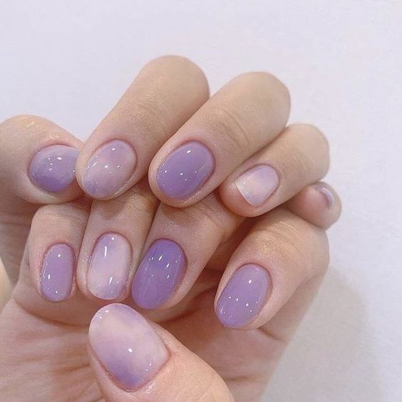 Фиолетовый нюд японская мода ногтей 2022