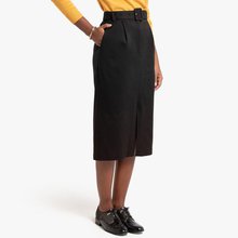 Черная юбка-миди с разрезом спереди 