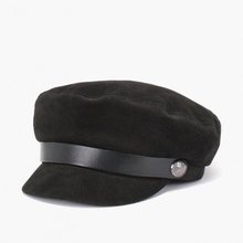 Черная женская кепка Antar