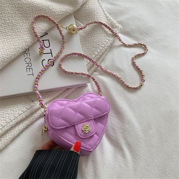 Стеганая фиолетовая сумочка в форме сердца