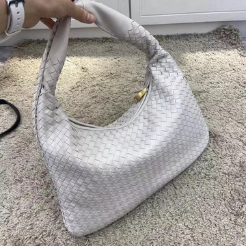 Женская плетеная сумка на плечо 