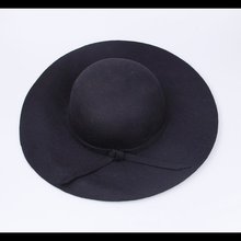 Женская шерстяная шляпа с широкими полями 