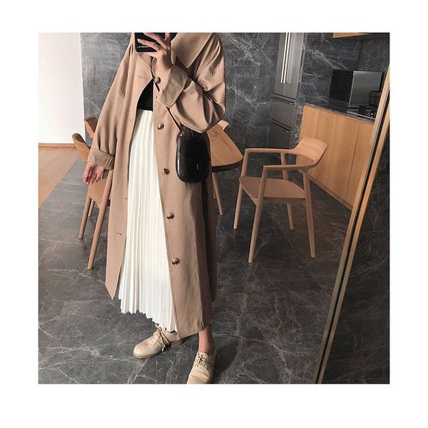 Бежевый однобортный тренч