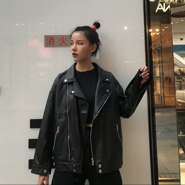 Куртка-косуха с отложным воротником на молнии