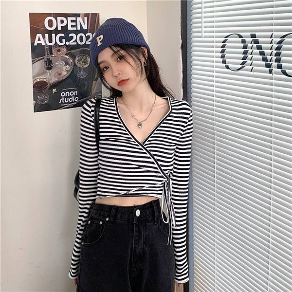 Топ в полоску на запахе с длинными рукавами