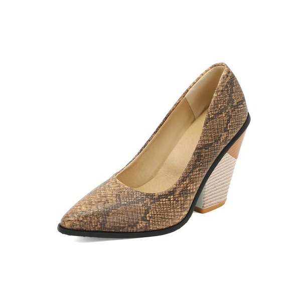 Туфли с принтом под змеиную кожу на массивном каблуке