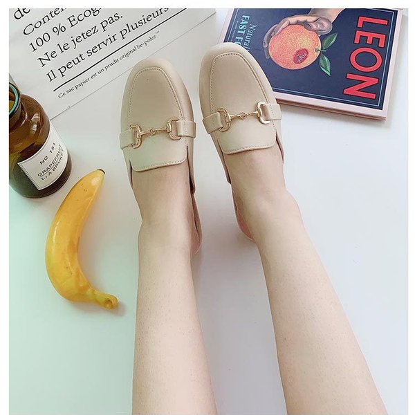 Женские мюли на плоской подошве 